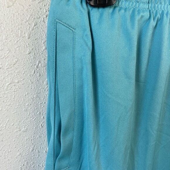 NWT Under Armour Loose Fit Athletic Shorts Size M - Picture 2 of 5